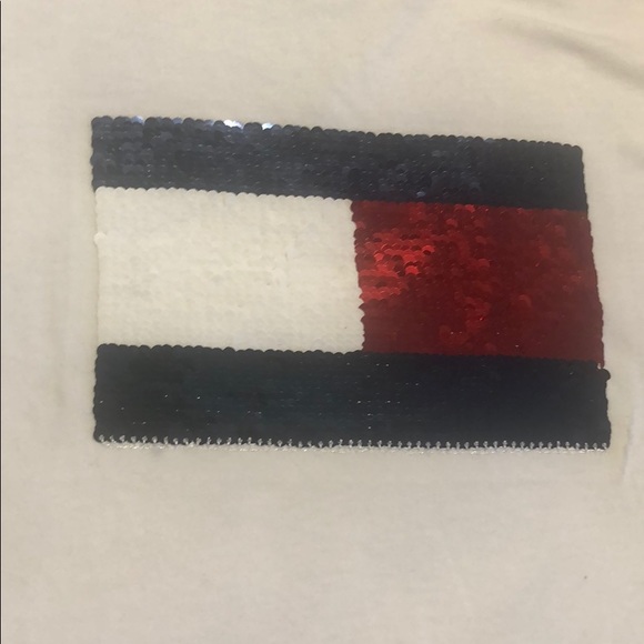 Tommy Hilfiger T-Shirt - Picture 2 of 3